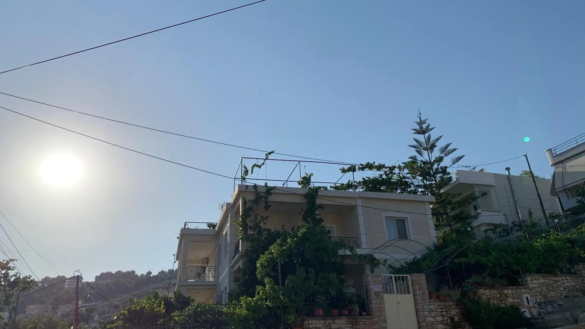 Ylli Cunaj Apartments Саранда Албания